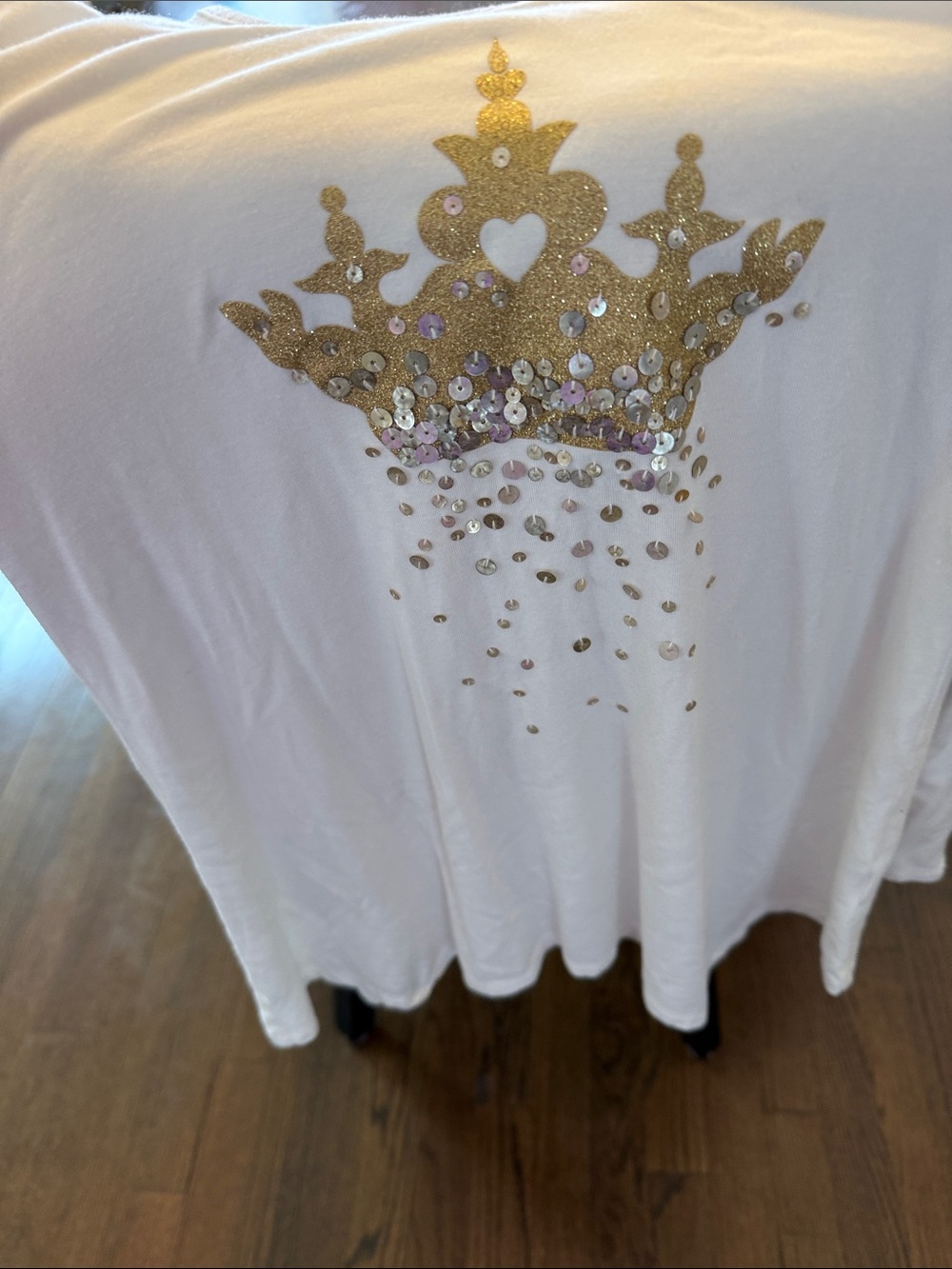 White Tee with Gold Glitter Crown and Sequins little girls 
Imoga- 7